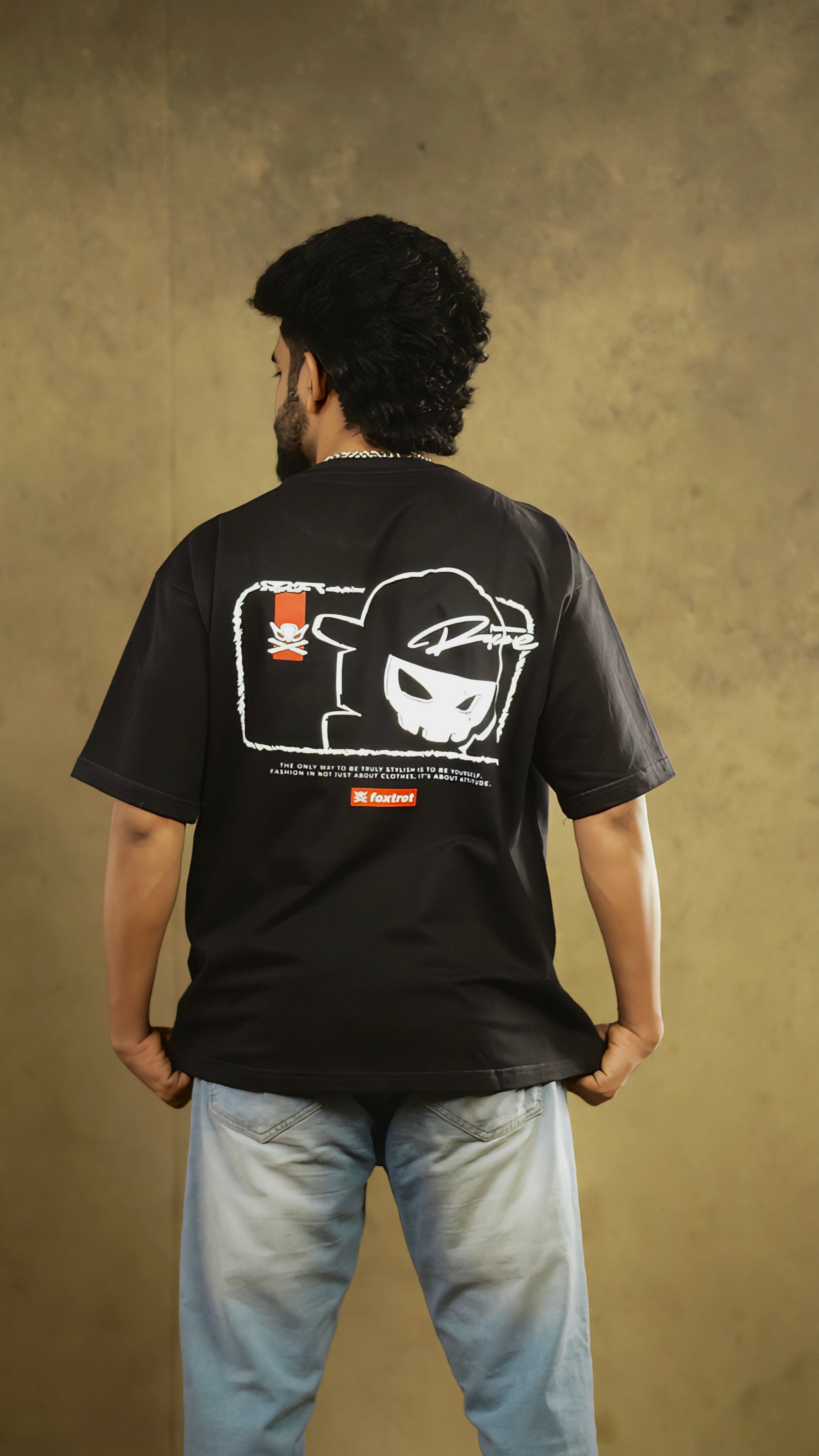 T-SHIRT OVERSIZE RICCIE HEAD GEAR